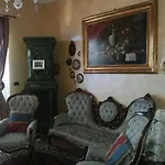 Rum i privatbostad Chiara Affascinante Villino *