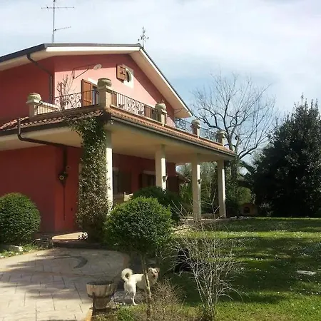 Chiara Affascinante Villino Privatunterkunft