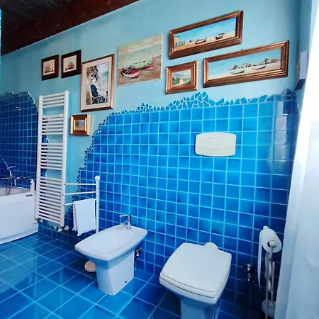 Chiara Affascinante Villino Монсамполо-дель-Тронто