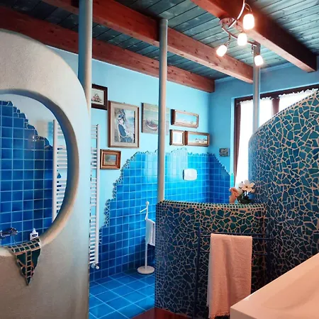 Chiara Affascinante Villino * Monsampolo Del Tronto