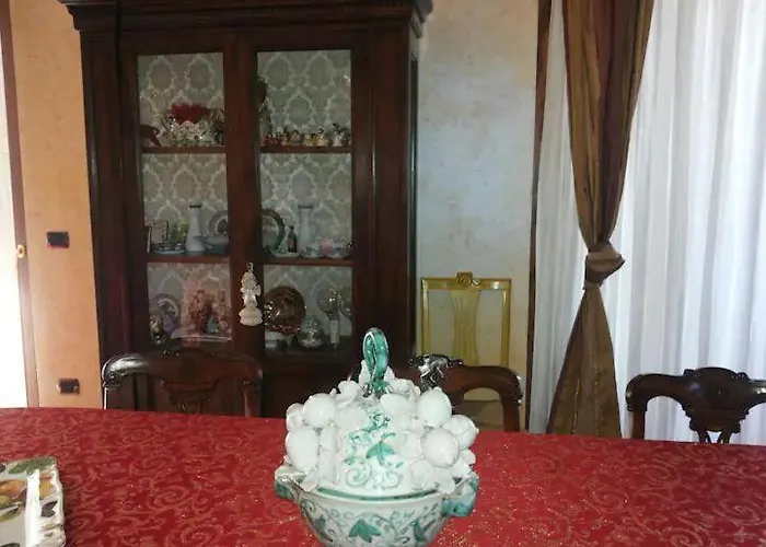 Chiara Affascinante Villino