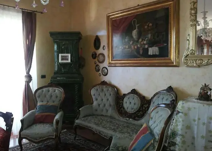 Rum i privatbostad Chiara Affascinante Villino *